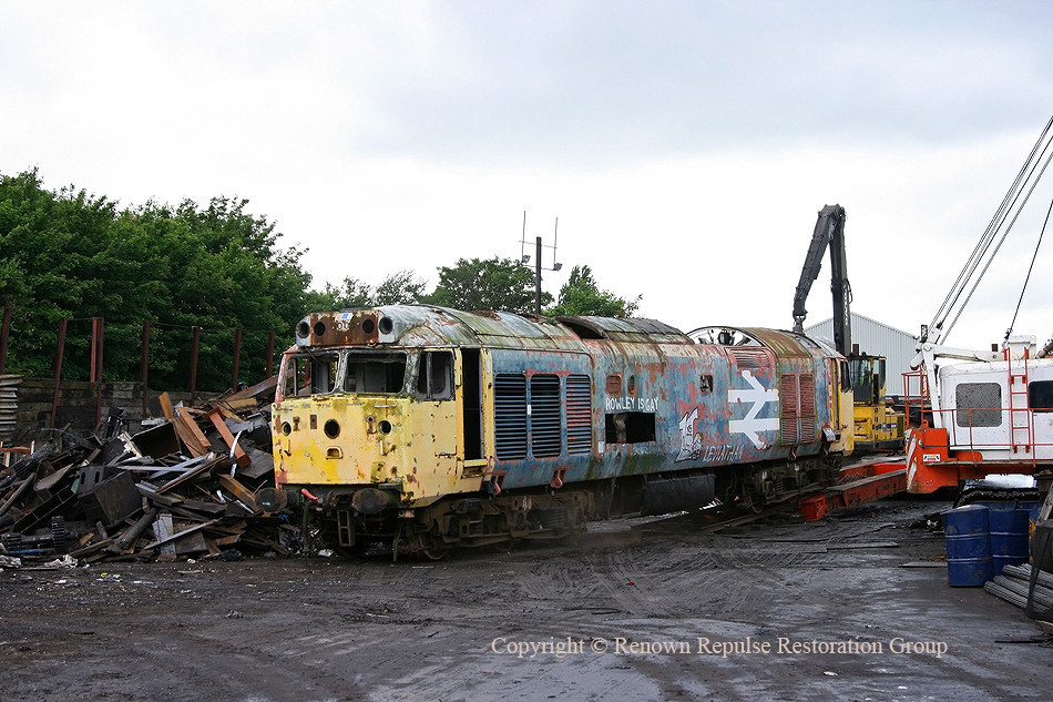 50040 being unloaded at the scrapyard 27th June 2008
